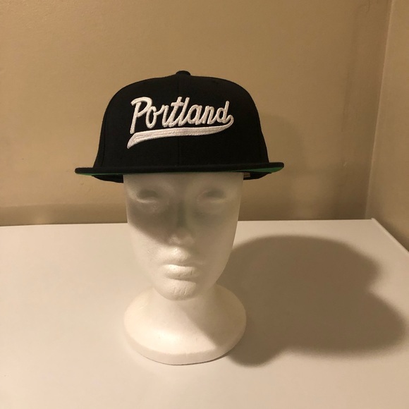 MITCHELL & NESS PORTLAND TIMBERS SNAPBACK - Picture 2 of 7